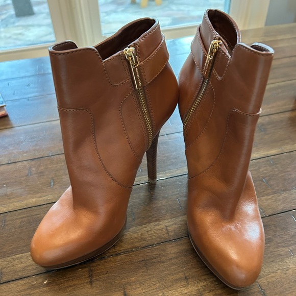 Michael Kors Cognac Leather Ankle Booties with Gold MK Accent - Picture 3 of 6
